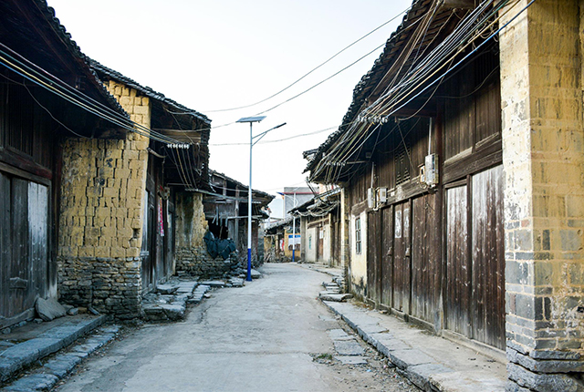 新農(nóng)村道路建設(shè)太陽(yáng)能路燈